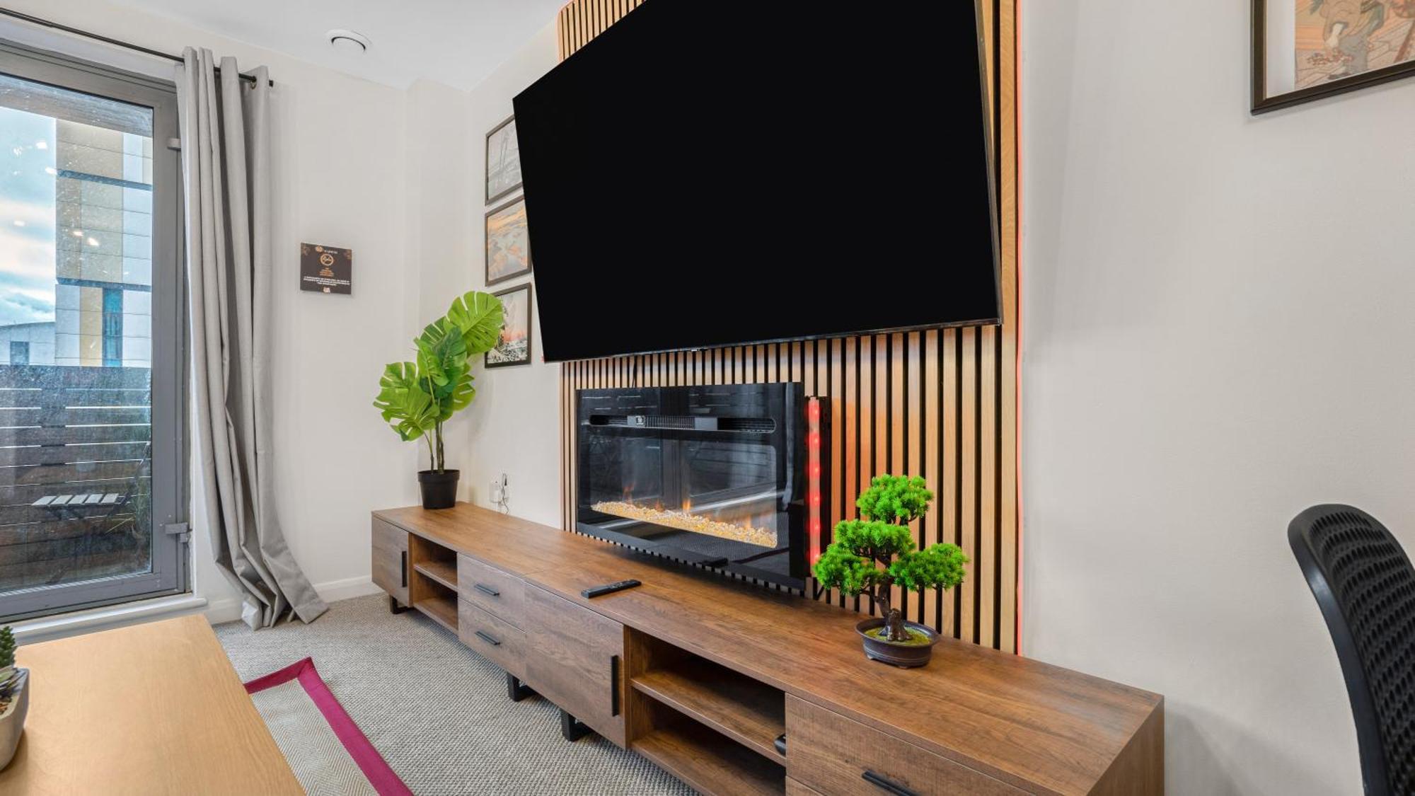 Japanese Suite 2Bed 2Bath, Free Park, Netfix, 75 Inch Tv, Games - City Centre- Maihom Birmingham Esterno foto